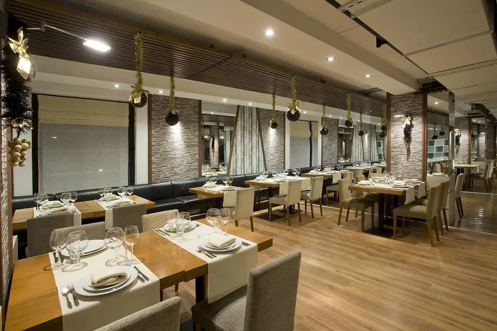 Riverside Boutique Hotel Банско